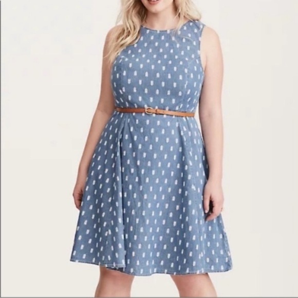 Torrid Feather Print Cotton Denim Chambray Dress - Picture 2 of 10